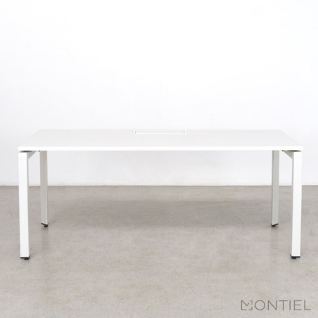 Mesa Blanca 160x80 para Despacho de Steelcase - Montiel