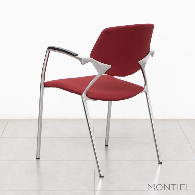 Silla Confidente Tapizada Sara de Oken - Montiel