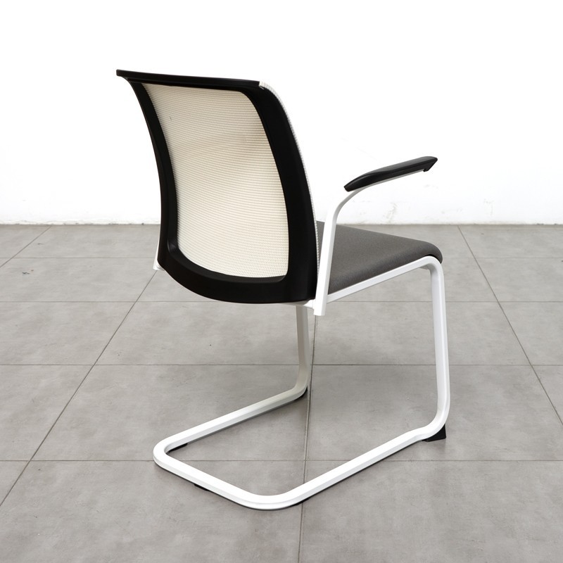 Silla Confidente Respaldo de malla Eastside - Steelcase