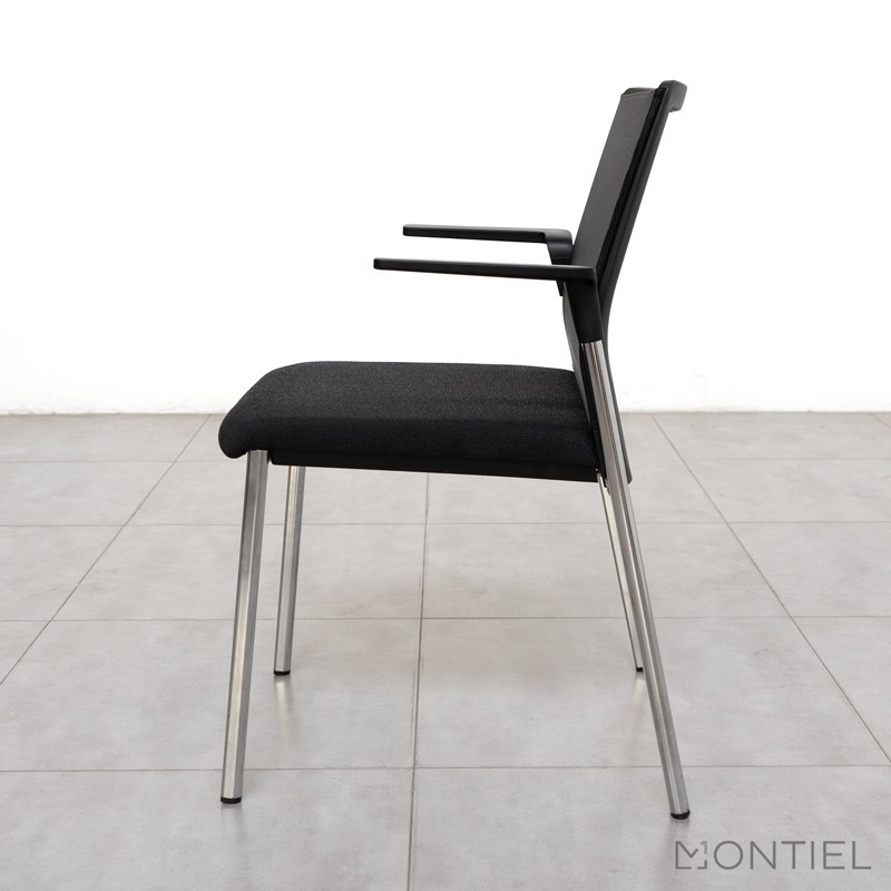 Silla Confidente con Brazos Fijos Plural de Forma 5
