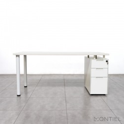 Mesa escritorio 160x80 cm de segunda mano por 40 EUR en El Puig en