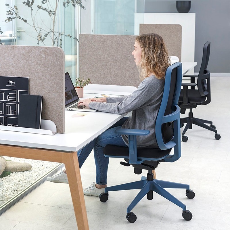 Silla Escritorio Giratoria Move de Mobel Línea - Montiel