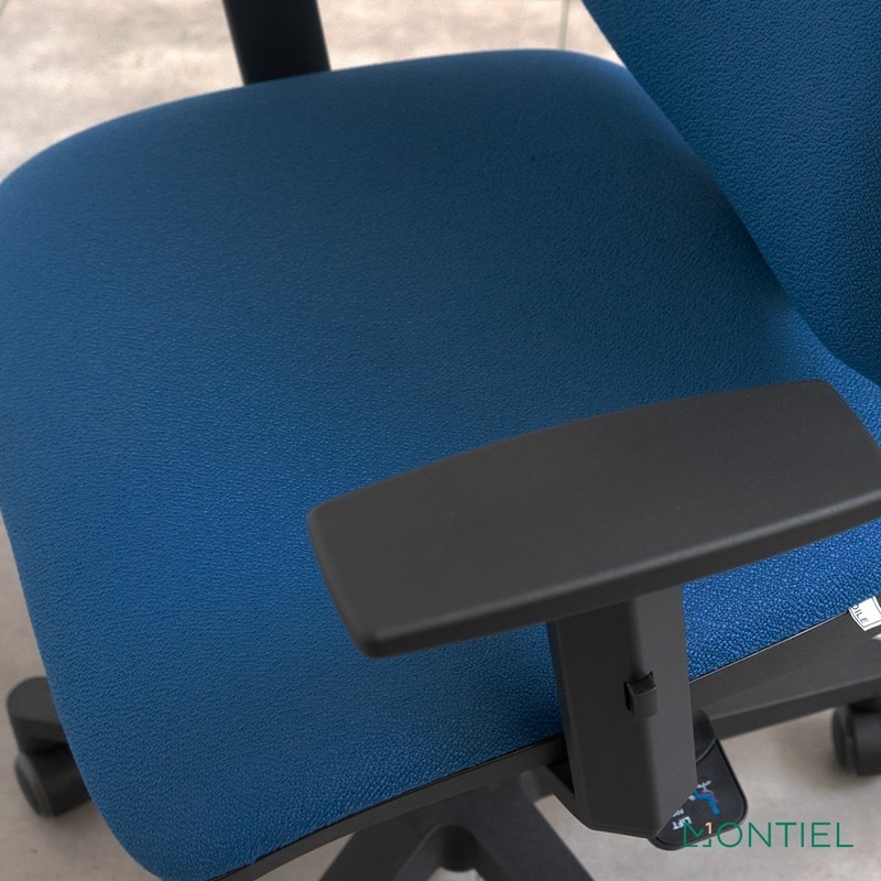 Silla Escritorio Giratoria Adapta Pro de DileOffice - Montiel