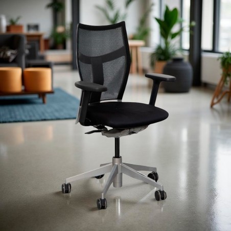 Silla Ergonómica Giratoria Negra Zas de Dynamobel - MONTIEL