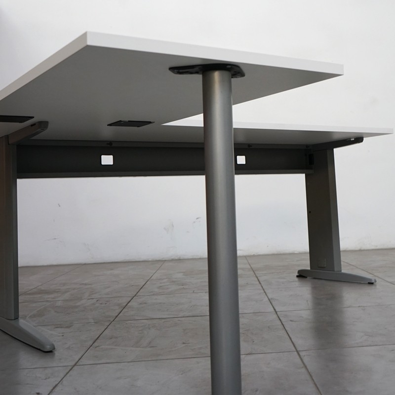 Mesa Blanca de Madera 160x170 cm. con Ala de Levira - Montiel