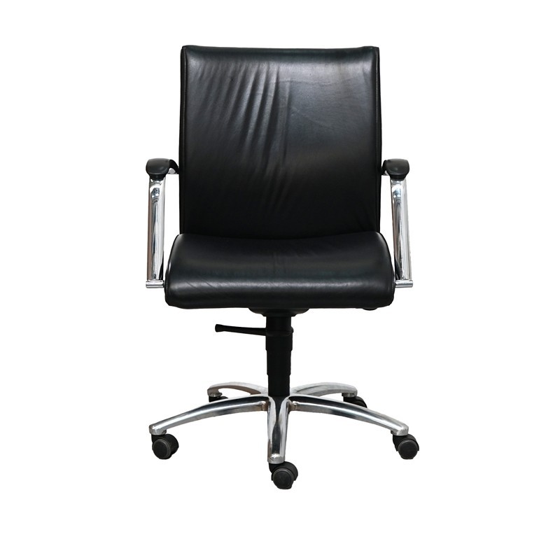 Sillón Giratorio Oficina Negro de Versoni - Montiel
