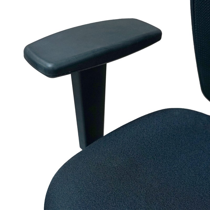 Silla Giratoria con Asiento Personalizable Preto MM1712 | Montiel