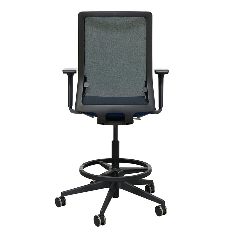 Taburete con Ruedas y Brazos 3D de Forma 5 - Montiel