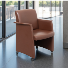 Sillón Despacho Piel Marrón con Ruedas de Kron