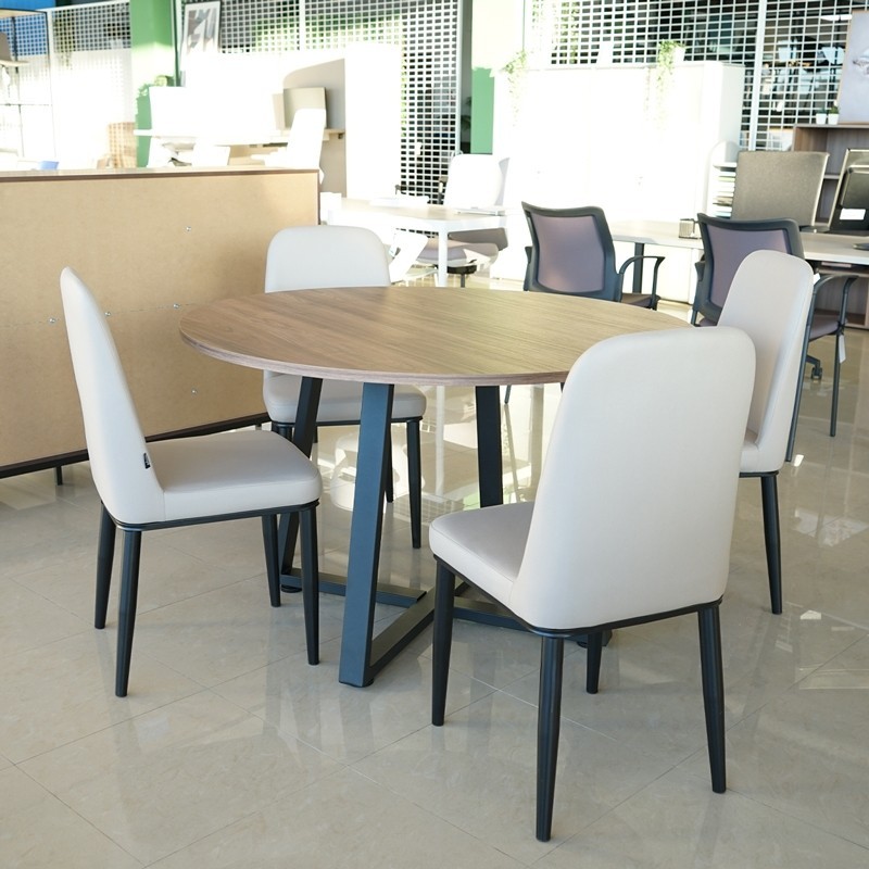 Pack de Mesa y Sillas de Oficina de Bogal - Montiel