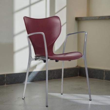 Silla Confidente GORKA de AKABA - Muebles Montiel