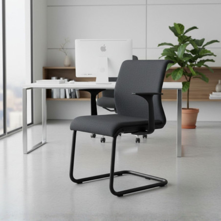 Silla confidente acolchada Think de Steelcase