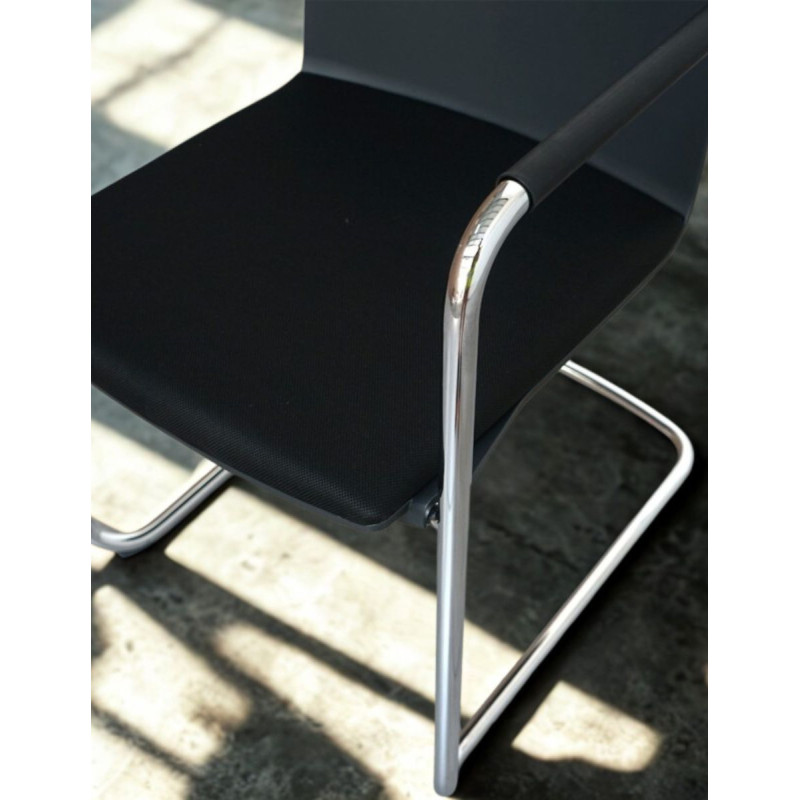 Silla para salas de Espera Base Patín de Wilkhahn - Montiel