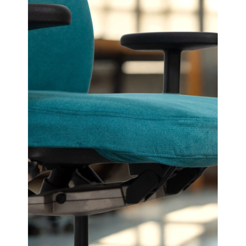 Silla Oficina Diseño Axess Plus de Vitra - Montiel