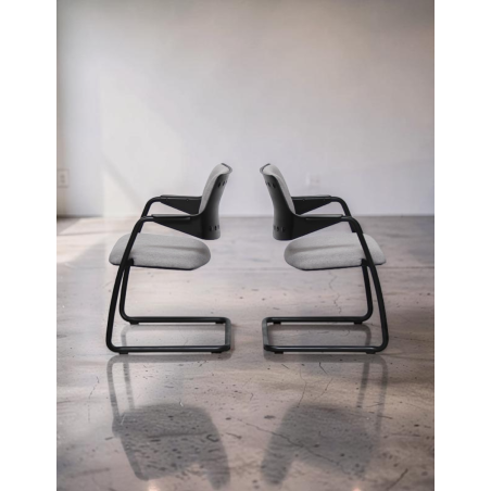 Silla Confidente Connexion de Girsberger - Oficinas Montiel