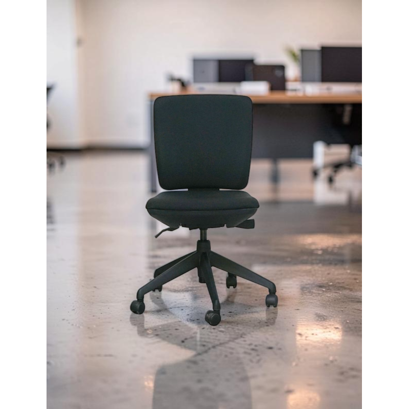 Silla Giratoria Oficina con Inclinación de Actiu - Montiel