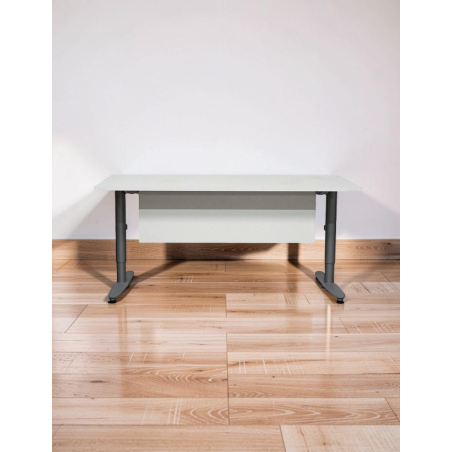 Mesa Blanca Oficina con Faldón de Kinnarps - Montiel