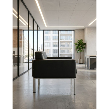 Sillón de Recepción Negro Tapizado en Piel de Kron - Montiel