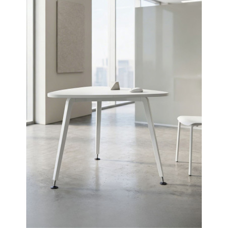 Mesa Blanca Triangular Reuniones MM1689 de Montiel