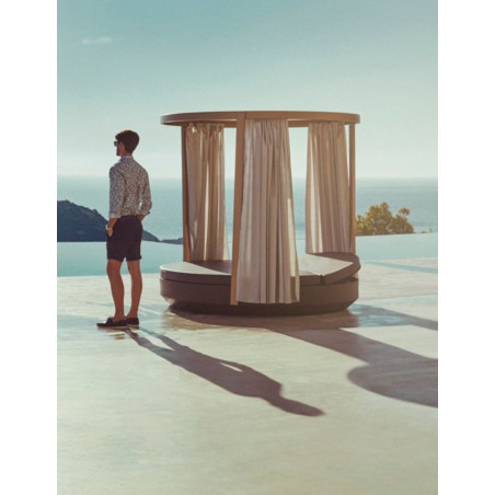 Cama Balinesa Con Pérgola Vela de Vondom - Montiel