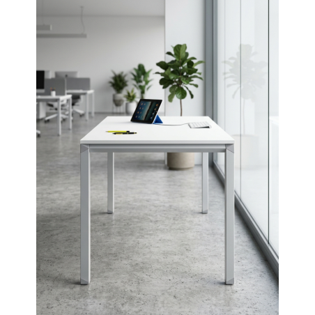 ▷ Mesa Escritorio de Melamina Metrik de Kesta - Montiel