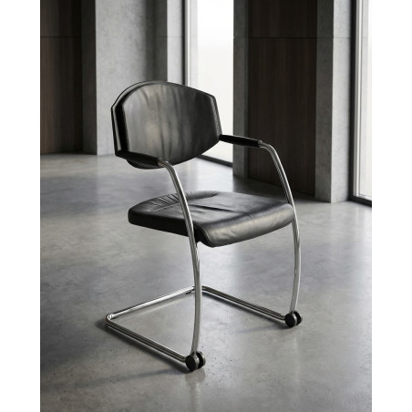 Silla Confidente Piel Negra de Giroflex - Montiel