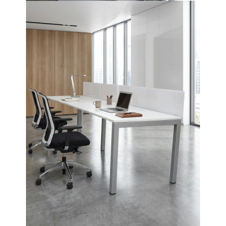 Mesa Operativa Doble Tec de Dynamobel - Montiel