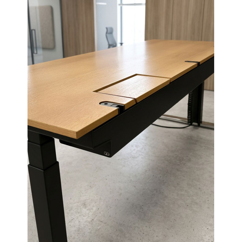 Mesa Oficina Elevable Motorizada 200x80 MM1810 de Montiel