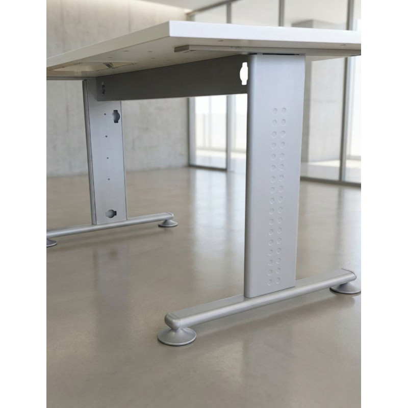 Mesa Blanca Oficina Recta 140x80 cm. MM1833 de Montiel