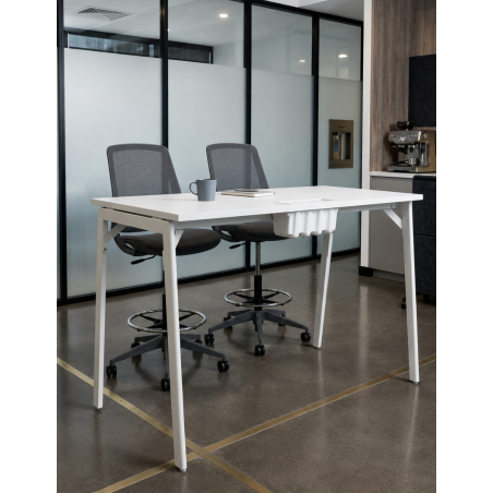 Mesa Blanca Alta de Forma 5 - Montiel