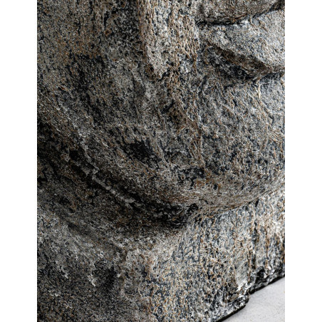Escultura Khalid 110x38 cm. de Cemento - Montiel