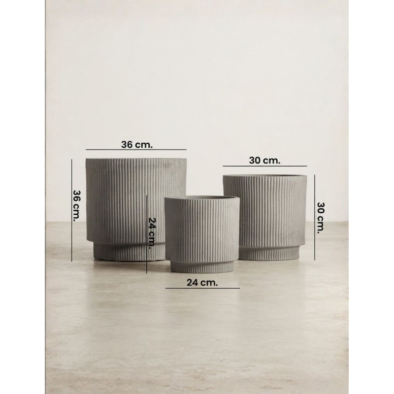 Macetero Vulk J/3 de Cerámica Gris - Montiel
