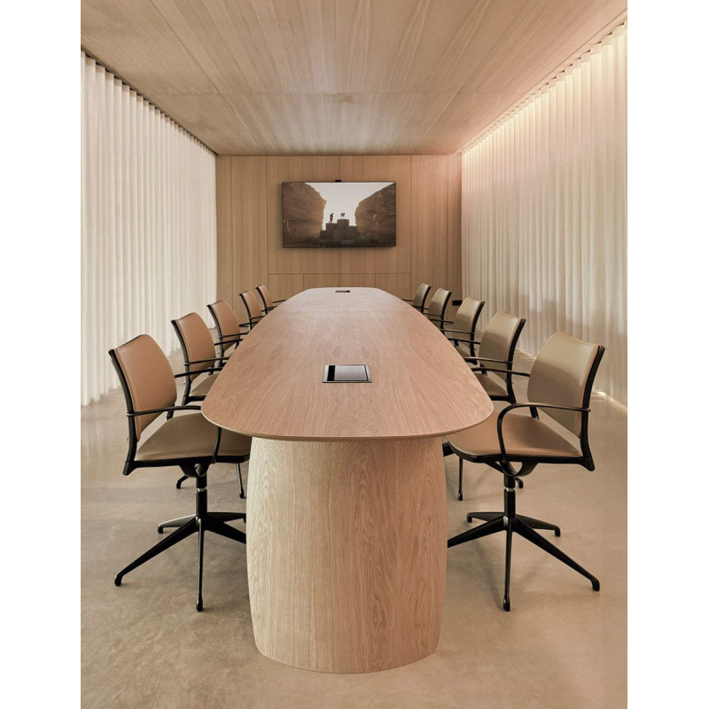 Mesa Petal XL para Reuniones Diseño de Stua - Montiel