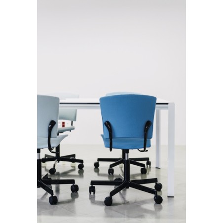 Silla Giratoria EINA de ENEA - Muebles Montiel