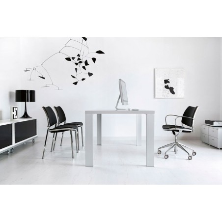 Estanteria de Diseño Sapporo de STUA