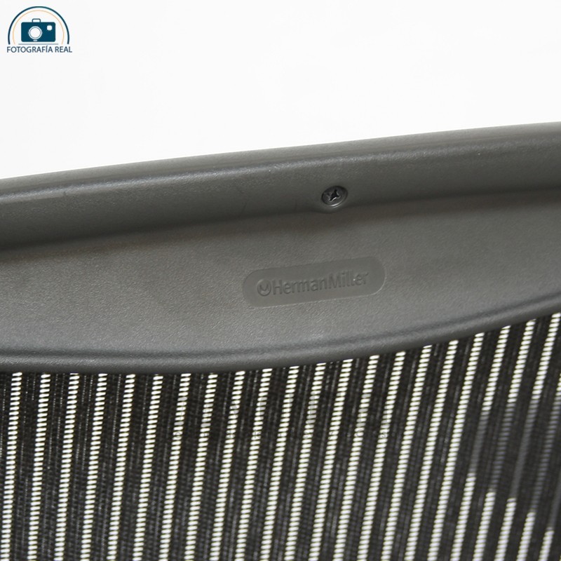 Silla Ergonómica Aeron de Herman Miller - Talla B - Muebles Montiel