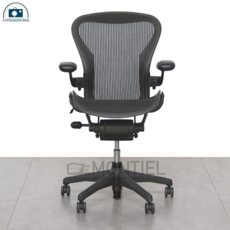 Silla Ergonómica Aeron de Herman Miller - Talla B - Muebles Montiel
