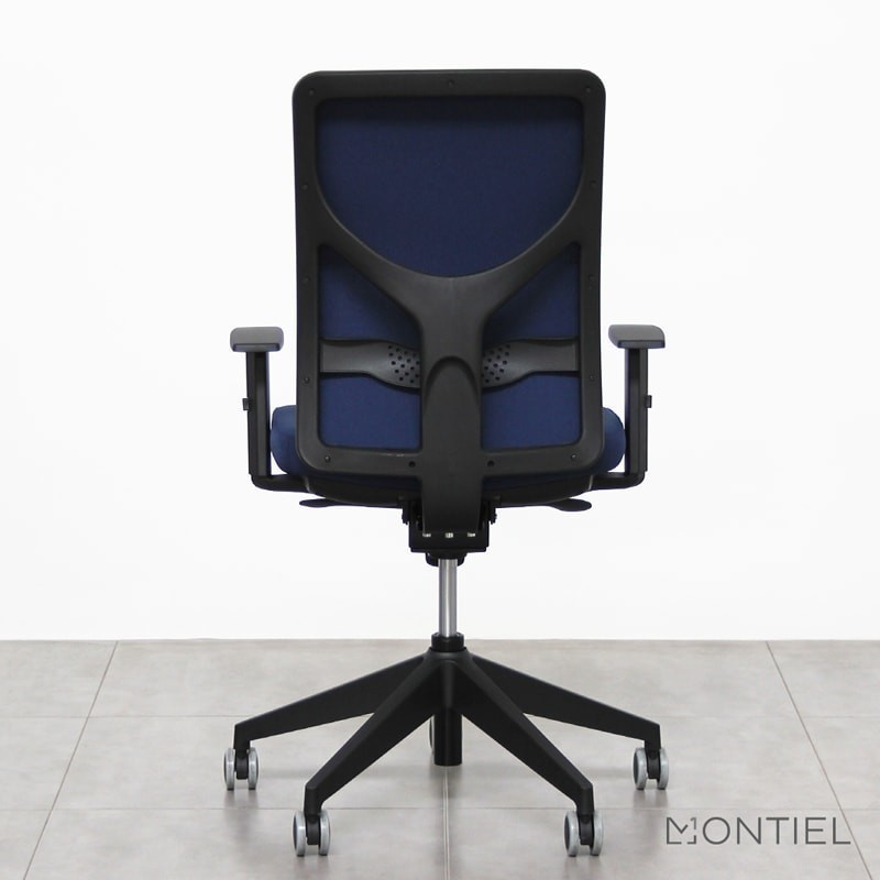 Silla Ergonómica Louise Tapizada de Kunna - Oficinas Montiel