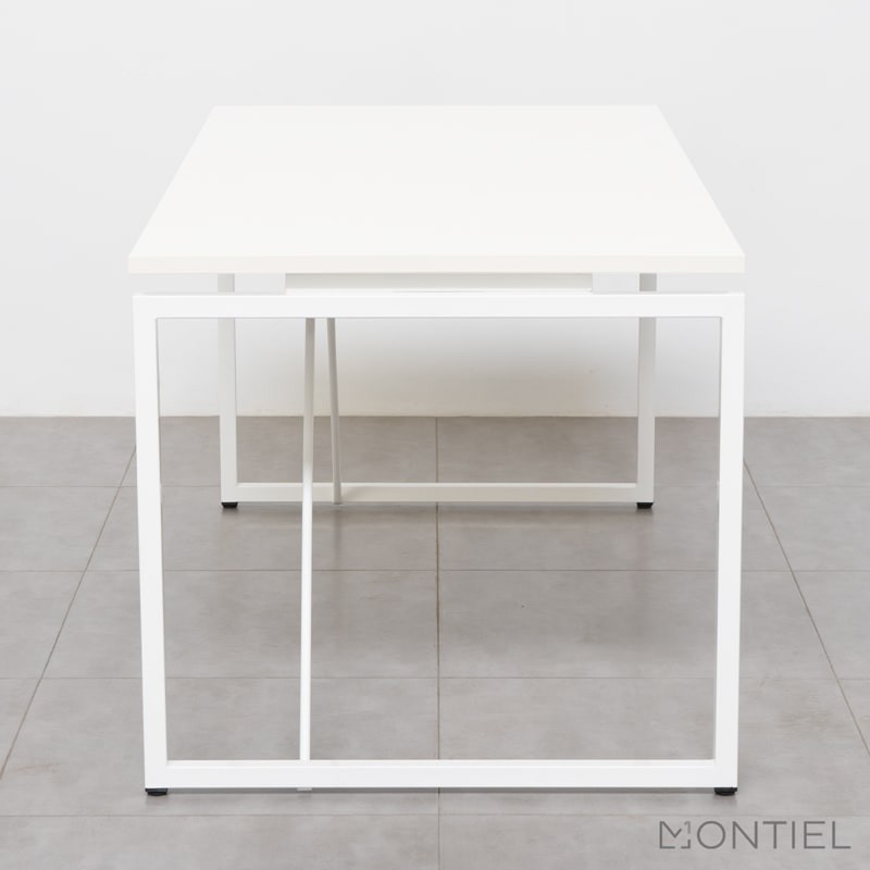 ▷ Mesa de Dirección Daven de Kunna - Oficinas Montiel