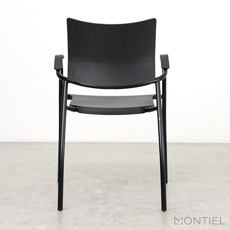 Silla Confidente Kena Negra 4 patas de Dynamobel