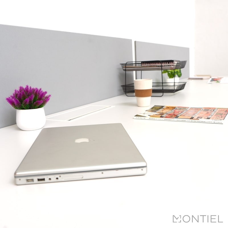 ▷ Mesa Multipuesto Blanca de 2 o 4 personas de Steelcase