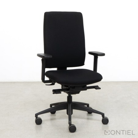 ▷ Silla Ergonómica Negra Nova de Gil Estévez - Montiel