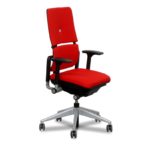 Las sillas de escritorio ergonómicas te ayudarána prevenir problemas de espalda