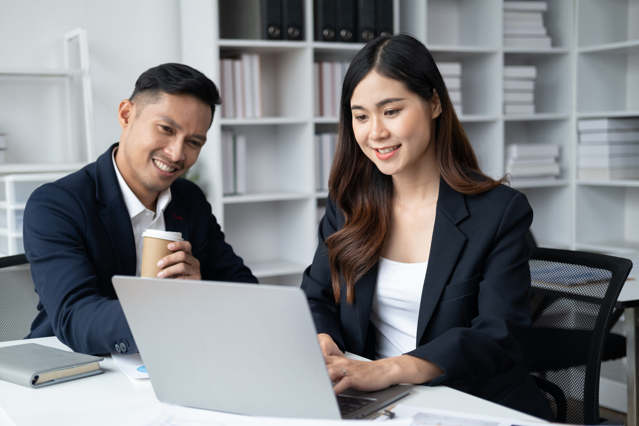 Cómo incorporar el “hoteling” en oficinas para gestionar mejor los espacios de trabajo compartidos