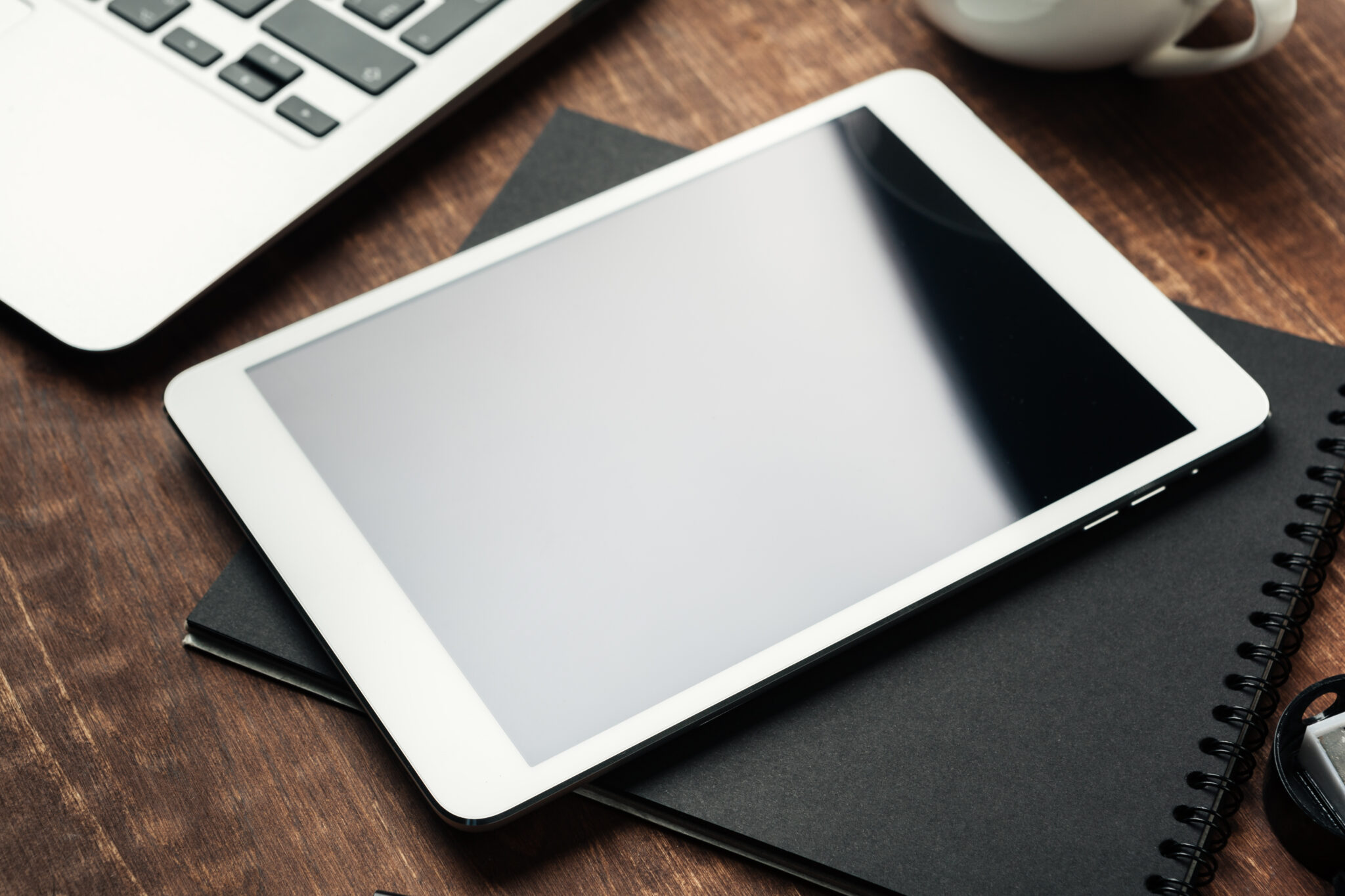 Cómo gestionar los desechos electrónicos en la oficina de manera responsable