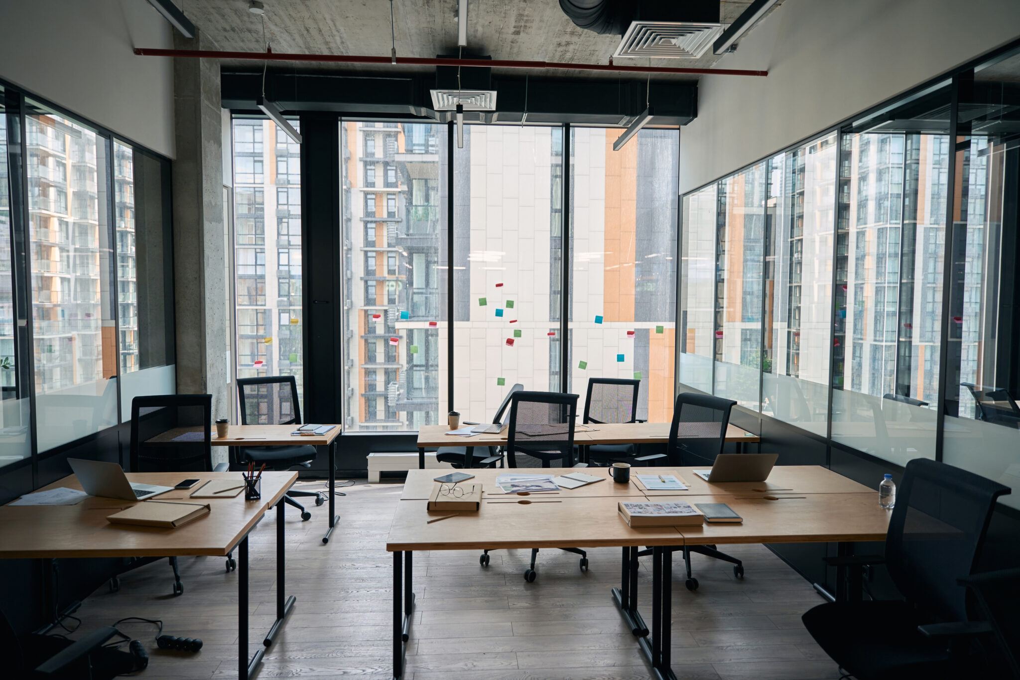 Cómo incorporar el “hoteling” en oficinas para gestionar mejor los espacios de trabajo compartidos