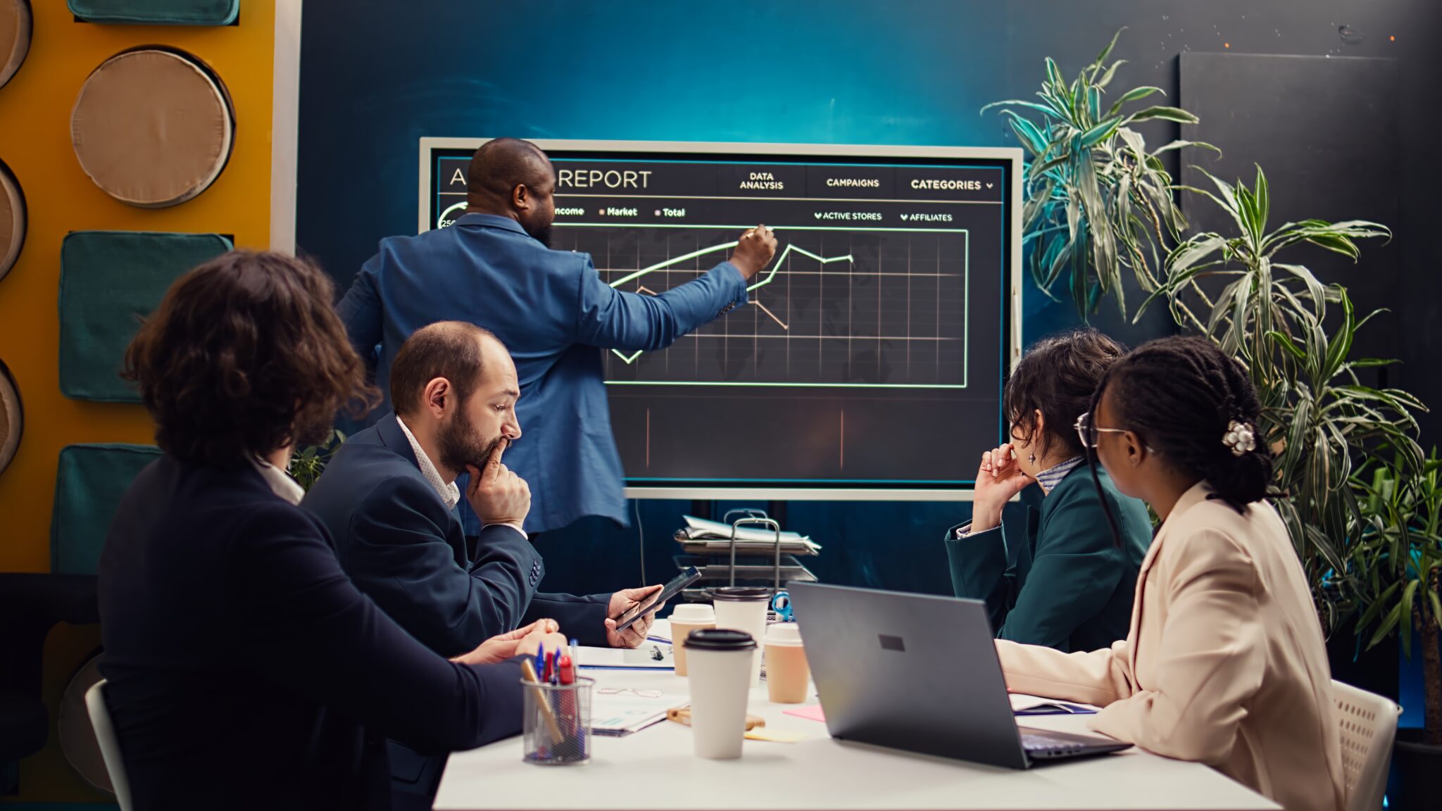 Cómo incorporar el “hoteling” en oficinas para gestionar mejor los espacios de trabajo compartidos