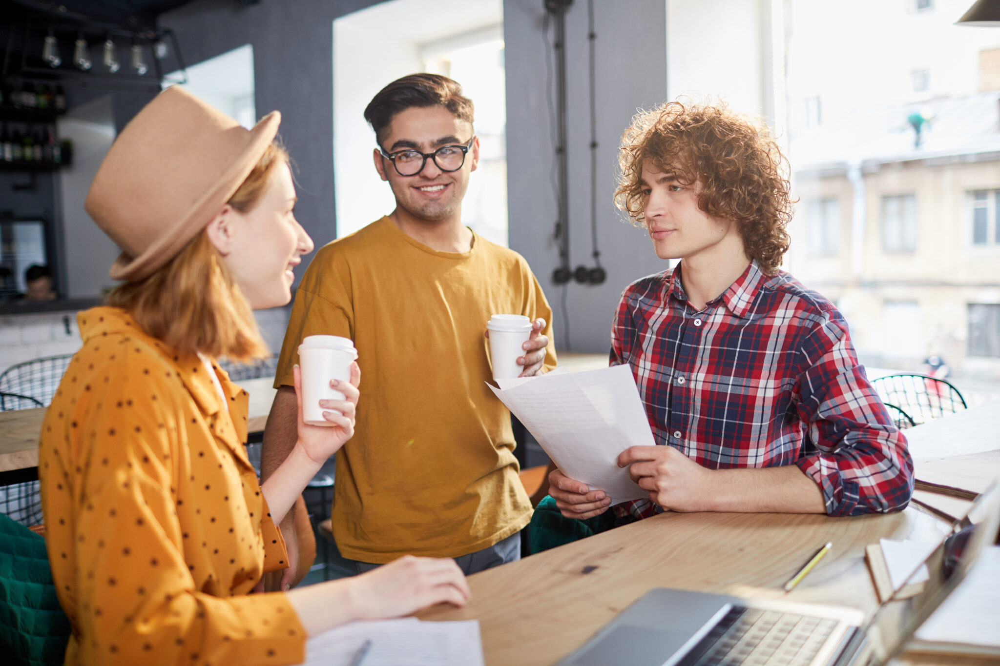 Diferencias entre mobiliario para startups y empresas consolidadas