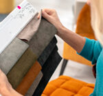 Tapizar sillas antiguas con telas modernas: renueva tu oficina