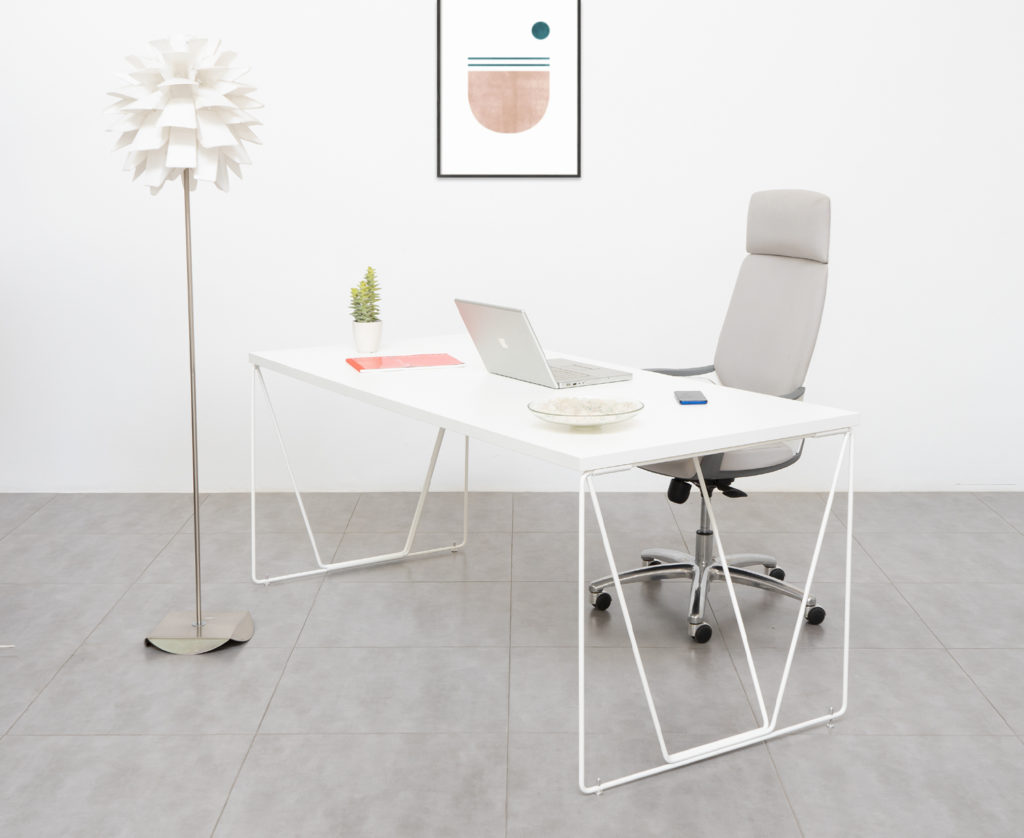 cómo decorar una oficina minimalista